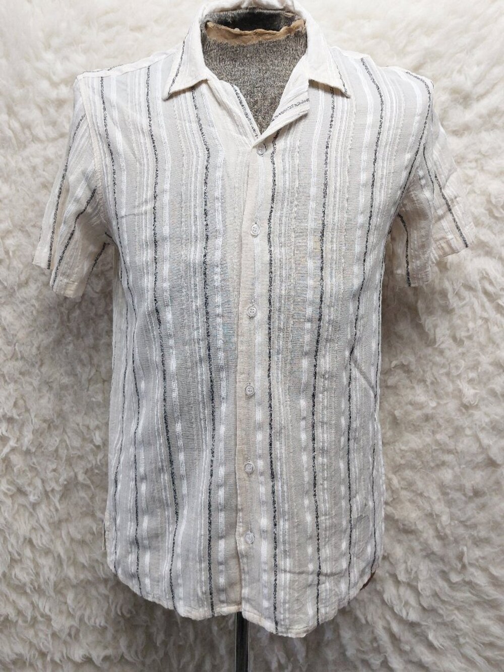 Grand Greece Mans 100% Cotton White and Black Strips Buttons Down Short Sleeves